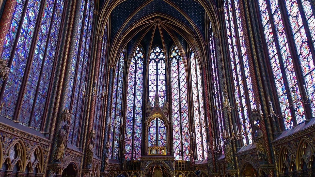 The Magnificent La Sainte Chapelle: An Unforgettable Sight to See