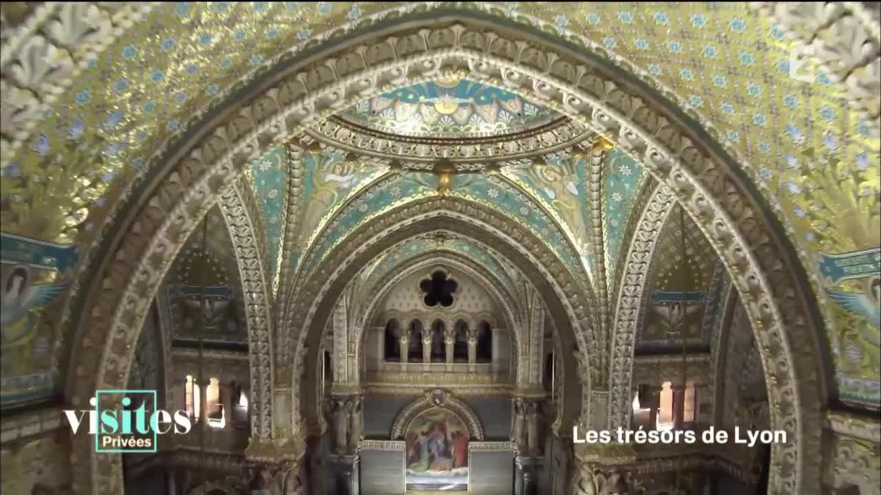 Visit the Magnificent Basilique Notre Dame de Fourviere in Lyon