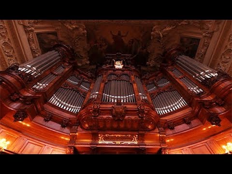 Hear the Berliner Dom Orgel's Chimes