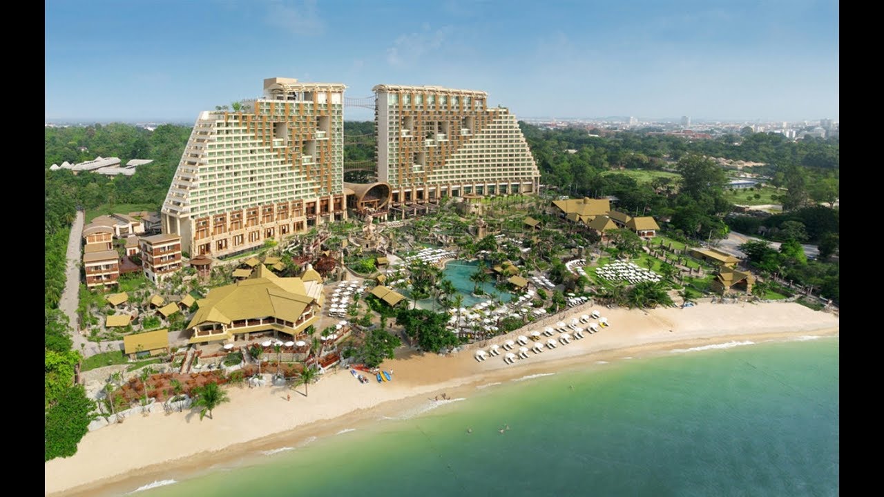 Experience Luxury at Centara Grand Mirage Pattaya Hotel