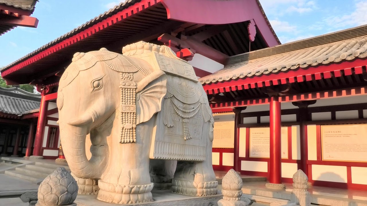 Explore the Iconic Giant Wild Goose Pagoda