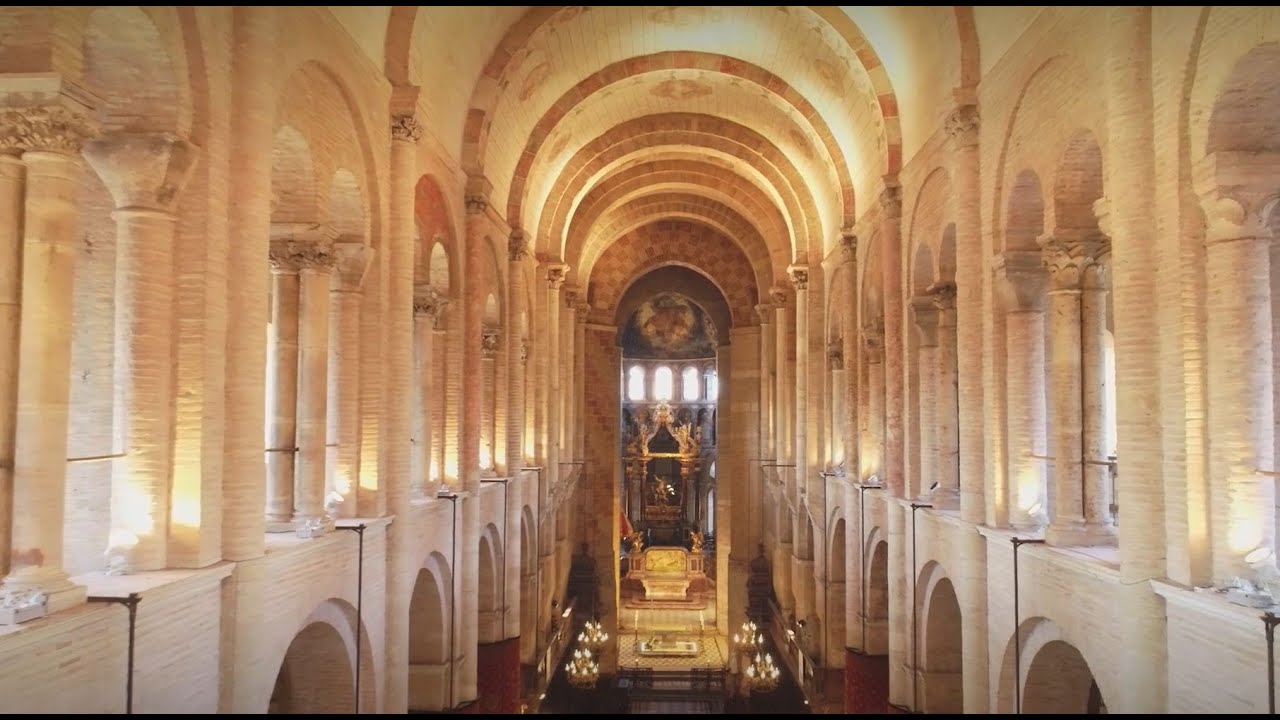 Explore La Basilique Saint-Sernin: A Historical Landmark