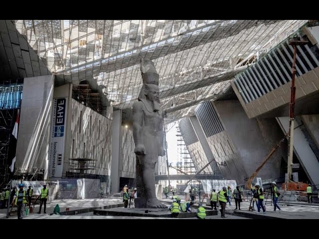 Explore the 2020 New Cairo Museum!