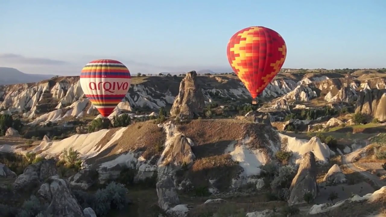 Experience Rainbow Balloons in Cappadocia, Turkey