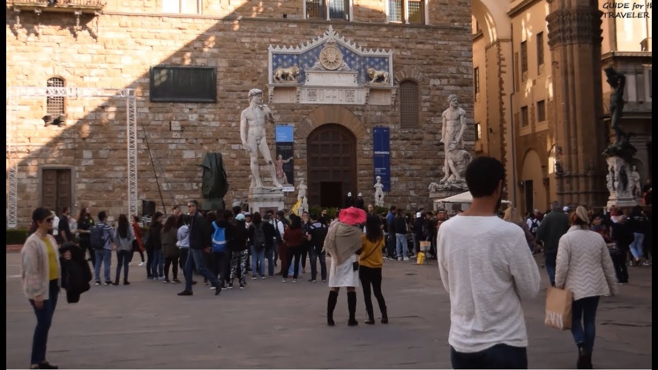 Exploring the Historic Piazza della Signoria in Florence